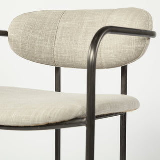 Mercana Parker 68561 Black Furniture Alternative Image