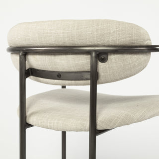 Mercana Parker 68561 Black Furniture Alternative Image