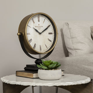 Mercana Houston 63102 Gold Lifestyle Image