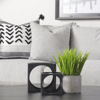 Mercana Valence 69121 Gray Furniture Lifestyle Image Feature