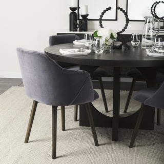 Mercana Ronald 68320 Black Furniture Lifestyle Image Feature