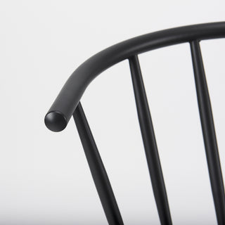 Mercana Colin 69840 Black Furniture Alternative Image