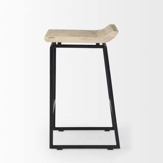 Mercana Givens 69556 Black Furniture Alternative Image