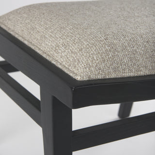 Mercana Wynn 69828 Black Furniture Alternative Image