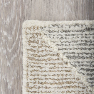 Mercana Kolt 69768 Gray/White Area Rug Alternate Image