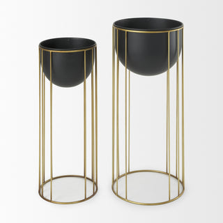Mercana Danica 70099 Black Furniture Alternate Image