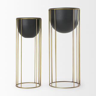 Mercana Danica 70099 Black Furniture Alternate Image