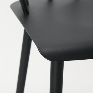 Mercana Colin 69842 Black Furniture Alternative Image