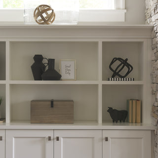 Mercana Parker 68563 Black Furniture Lifestyle Image Feature