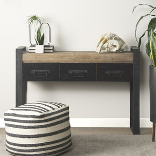 Mercana Aria 69780 Black Lifestyle Image