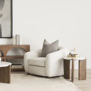 Mercana Rumer 70562 Brown Furniture Lifestyle Image Feature