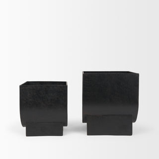 Mercana Medina 70548 Black Furniture Alternate Image