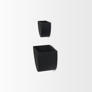 Mercana Shilo 70532 Black Furniture Alternate Image