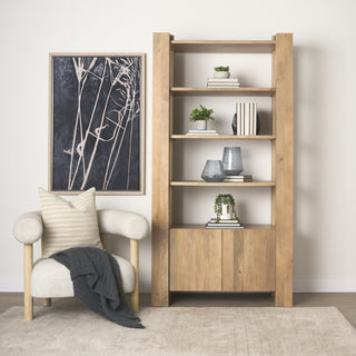 Mercana Beth 70636-AB Brown Furniture Lifestyle Image Feature