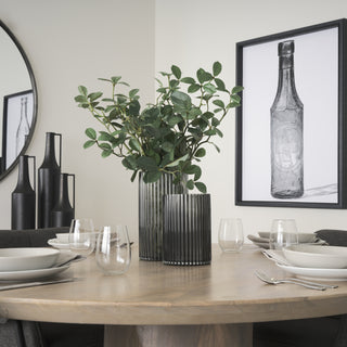 Mercana Dawn 70360 Black Lifestyle Image
