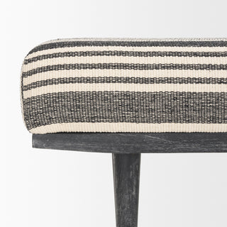 Mercana Shae 71005 Black Furniture Alternative Image