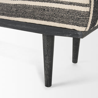 Mercana Shae 71005 Black Furniture Alternative Image