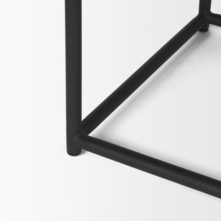 Mercana Taniel 70823 Black Furniture Alternative Image