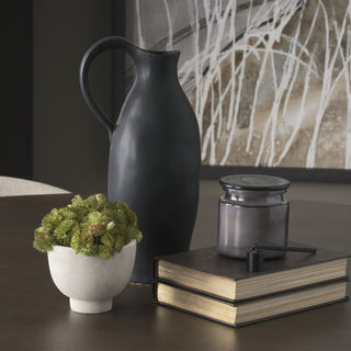 Mercana Valora 70989 Black Lifestyle Image