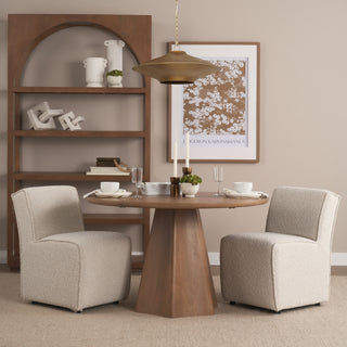 Mercana Titus 70913 Brass Lamp Lifestyle Image