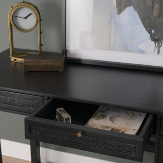 Mercana Grier 71145 Black Furniture Lifestyle Image Feature