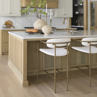 Mercana Parker 68562V Beige Furniture Lifestyle Image Feature