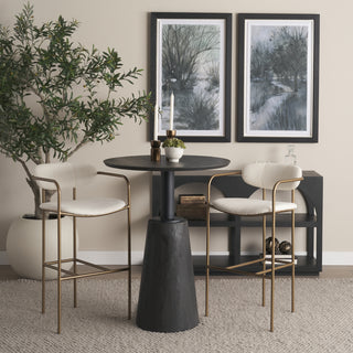 Mercana Parker 68564 Gold Furniture Lifestyle Image Feature