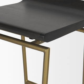 Mercana Givens 67852 Black Furniture Alternative Image