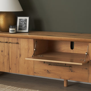 Mercana Belford 71230 Brown-Dark Furniture Lifestyle Image Feature