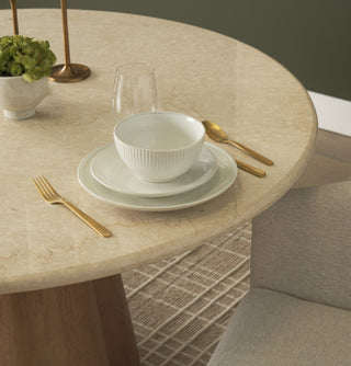 Mercana Marilyn 71222-AB Brown Furniture Lifestyle Image Feature