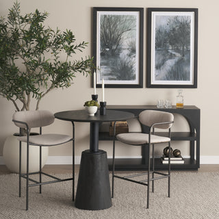 Mercana Parker 68561 Black Furniture Lifestyle Image Feature