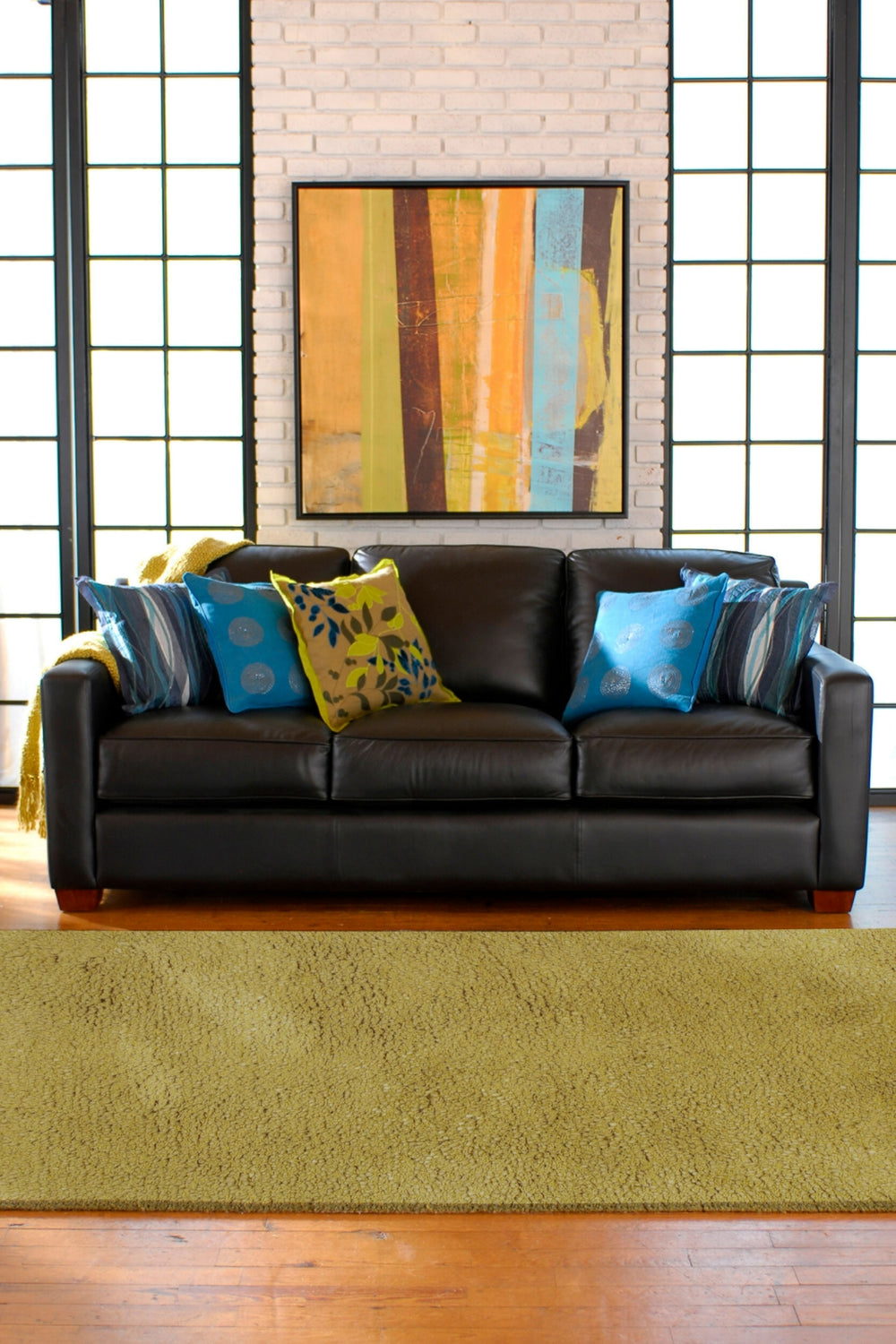 Surya Metropolitan MET-8682 Area Rug Room Scene Feature