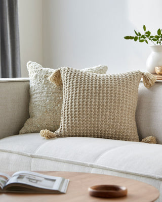 Surya Makrome MKO-015 Beige Style Shot