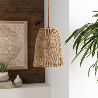 Surya Manning MNN-003 Lamp Style Shot Feature