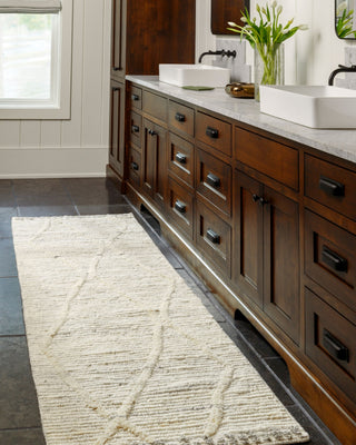 Surya Manisa MNS-2307 Area Rug Room Scene Feature