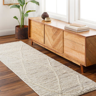 Surya Manisa MNS-2307 Area Rug Room Scene Feature