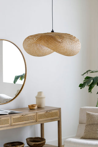 Surya Montez MON-001 Lamp Style Shot Feature