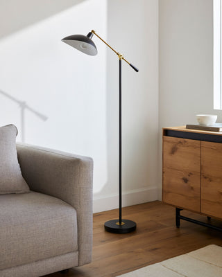 Surya Nebulora NBL-001 Lamp Style Shot Feature