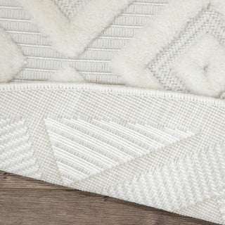 Nourison Versatile NRV01 Ivory White Area Rug Corner Image
