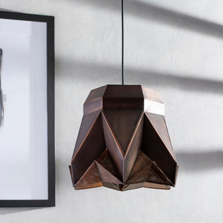 Surya Novara NVR-003 Lamp Style Shot Feature