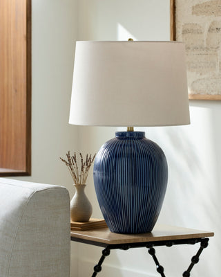 Surya Opio OPI-003 Lamp Style Shot Feature
