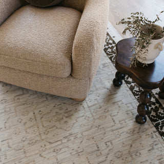 Oriental Weavers Acacia ACA02 Beige/ Brown Area Rug Main Image