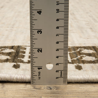 Oriental Weavers Acacia ACA02 Beige/ Brown Area Rug Pile Image
