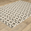 Oriental Weavers Hunter HNT05 Black / Gold Area Rug Alternate Image
