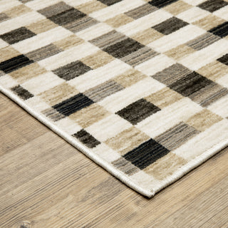 Oriental Weavers Hunter HNT05 Black / Gold Area Rug Corner Image