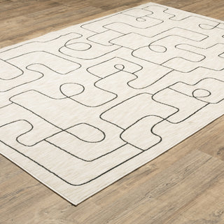 Oriental Weavers Hunter HNT06 Beige / Black Area Rug Alternate Image