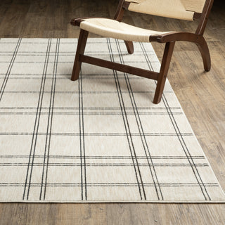 Oriental Weavers Hunter HNT07 Beige / Black Area Rug Lifestyle Image Feature