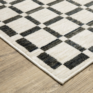 Oriental Weavers Hunter HNT08 aBeige/ Black Area Rug Corner Image