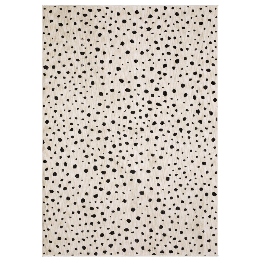 Oriental Weavers Hunter HNT09 Beige / Black Area Rug main image