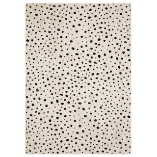 Oriental Weavers Hunter HNT09 Beige / Black Area Rug main image